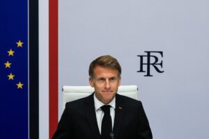 Macron habló por TV tras los saqueos y disturbios en Francia: “Nada justifica la violencia” Macron habló por TV tras los saqueos y disturbios en Francia: “Nada justifica la violencia” imagen-3