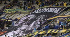 El trapo especial de la hinchada de Boca dedicado a Russo a un año de su fallecimiento imagen-2