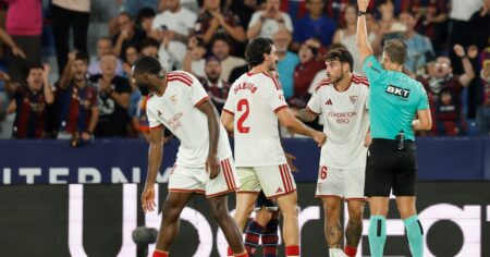 Metió un gol agónico para el 3-2, lo expulsaron por un particular festejo... ¡y se lo empataron a los 100’! imagen-8