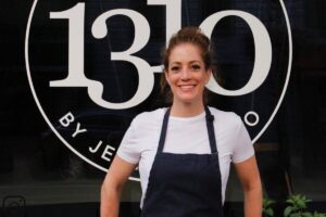 Jenn Crovato, chef: “La cebolla no se debe refrigerar entera, ya que la baja temperatura hace que se ablande” imagen-1