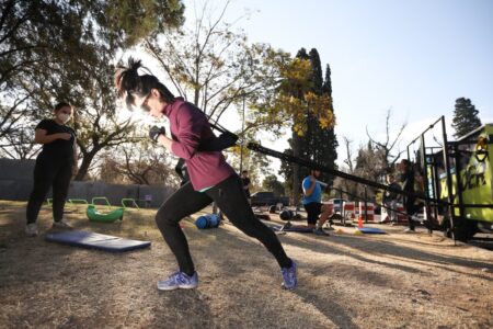 Los personal trainers deberán contar con una autorización para poder dar clases en plazas porteñas imagen-7