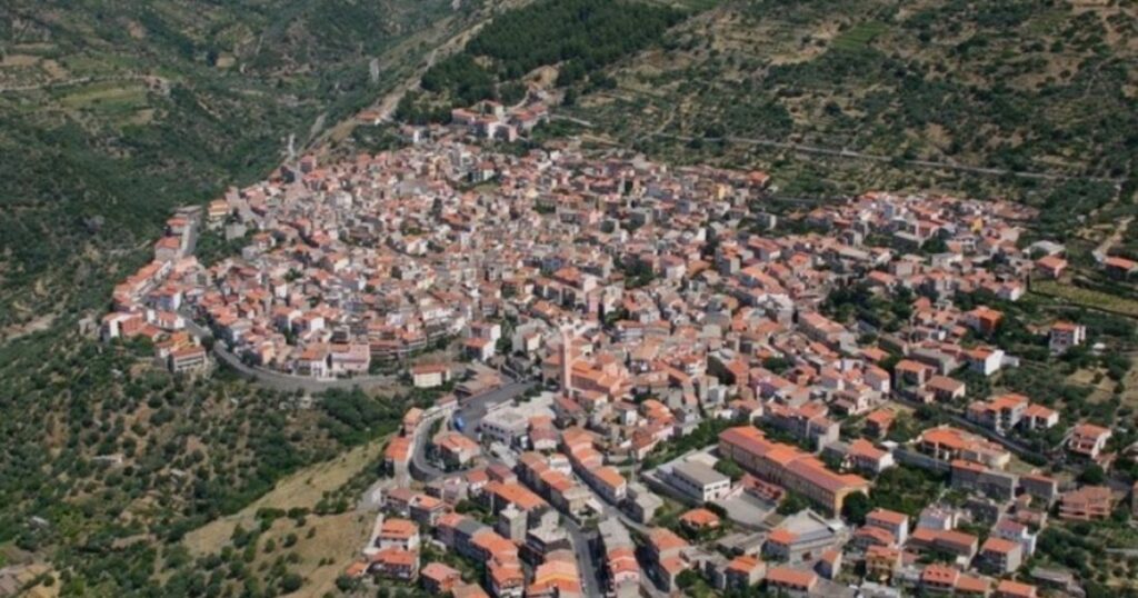 El pueblo de Italia donde las mujeres viven hasta los 100 años imagen-106