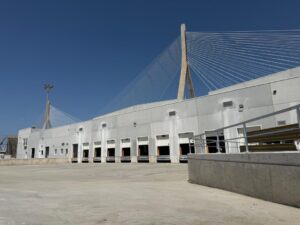 Inversión global de 35 millones de euros: una empresa argentina inauguró una terminal de cargas refrigeradas en España imagen-2