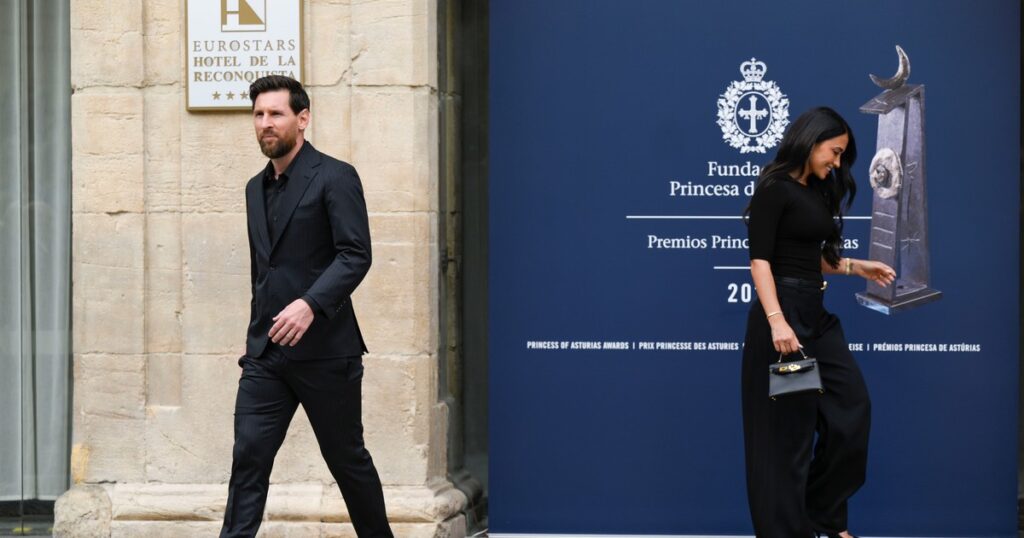 Una revolución: Messi ya está en Oviedo para recibir el Premio Princesa de Asturias imagen-5