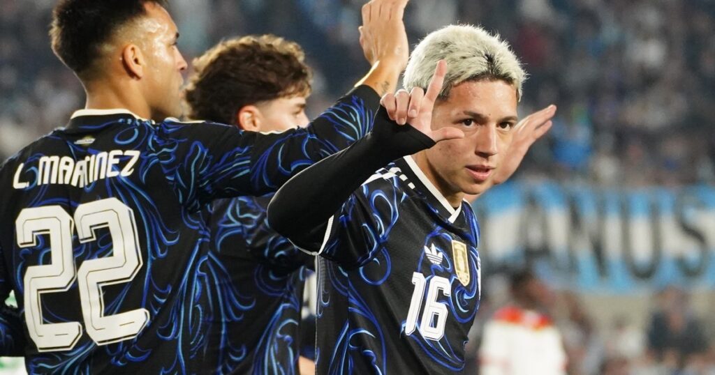 El premio que recibió un jugador de la Scaloneta al volver a Portugal imagen-5