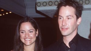 Keanu Reeves donó el 70% de su sueldo de Matrix a hospitales infantiles y financia en secreto investigaciones contra el cáncer imagen-3