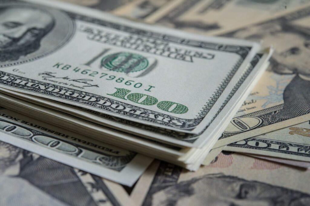 Actualización de la banda cambiaria: a cuánto puede llegar el dólar en noviembre sin intervención del Banco Central imagen-5