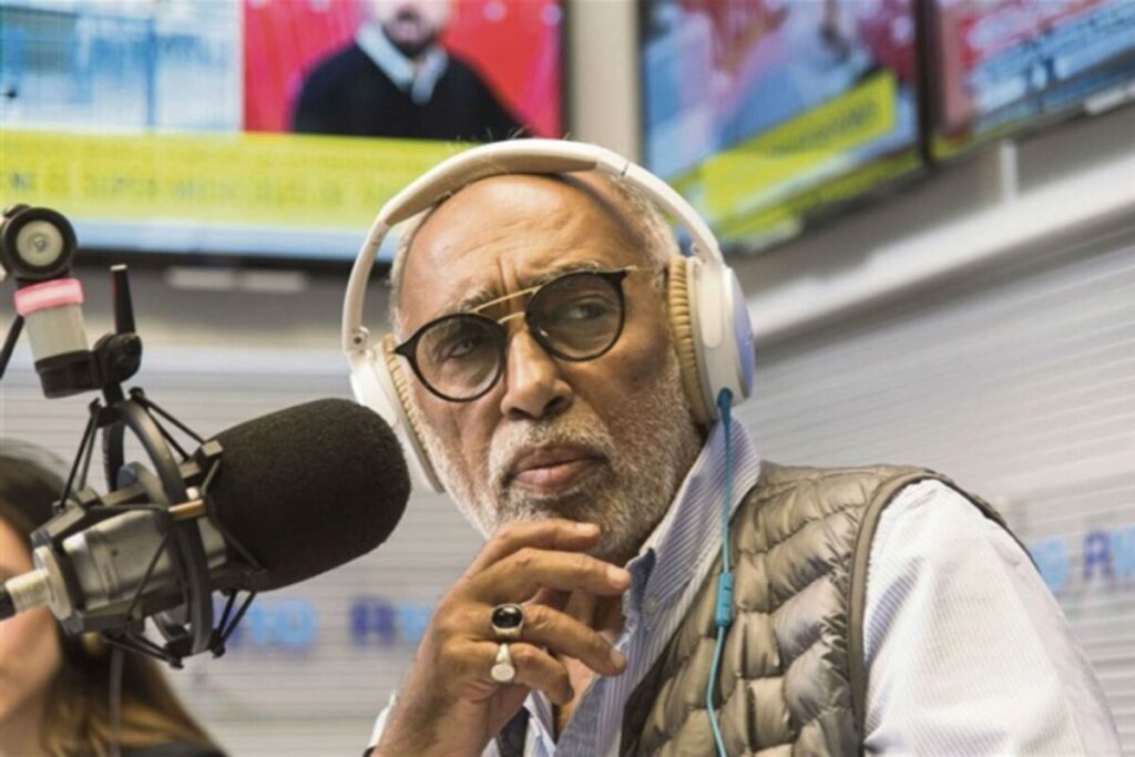 Martín Fierro de Radio: así fue el emotivo homenaje para “El Negro” González Oro durante la ceremonia imagen-5
