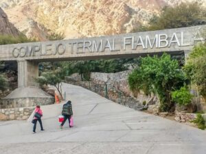 Murió un niño de 10 años tras resultar infectado por una ameba “comecerebros” en aguas termales imagen-2