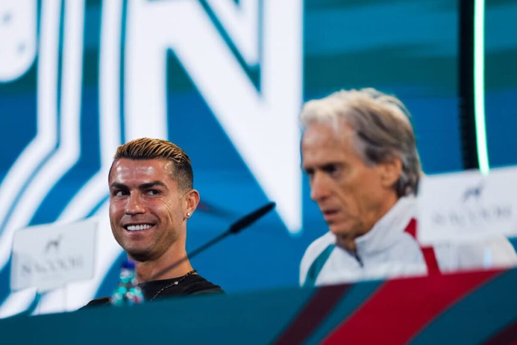 Los ocho puntos que Jorge Jesus debía revelar y que Cristiano Ronaldo asegura que incumplió en su carta imagen-105
