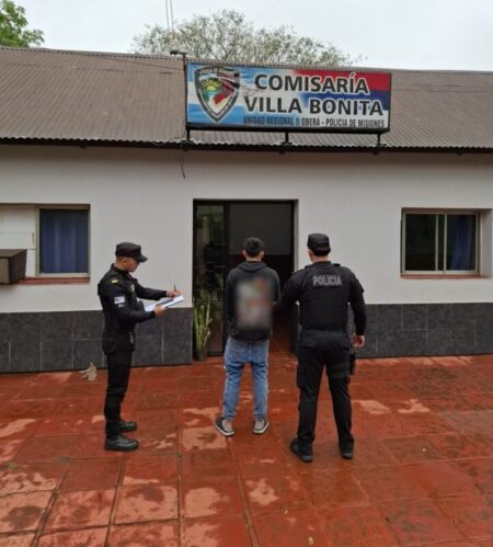 La geolocalización de un celular robado permitió ubicar al sospechoso y detenerlo en Villa Bonita La geolocalización de un celular robado permitió ubicar al sospechoso y detenerlo en Villa Bonita imagen-130