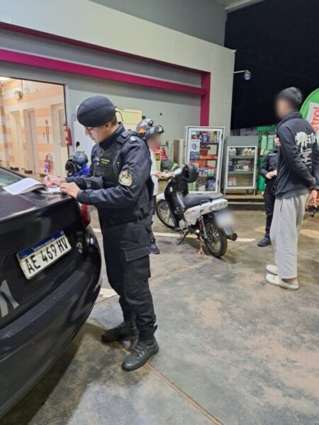 Picadas y contraexplosiones terminaron con detenidos y cinco motos secuestradas en operativos en Oberá imagen-132