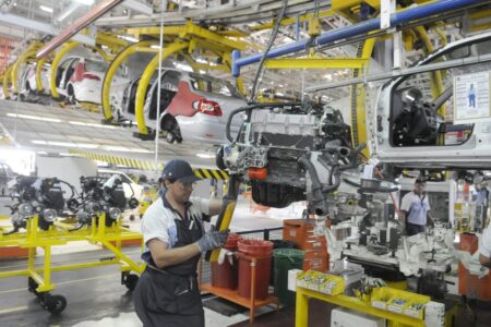 El uso de la capacidad instalada de la industria tuvo una leve suba en agosto, pero cayó frente a 2025 imagen-15