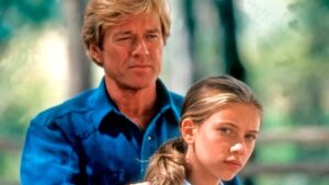 Scarlett Johansson sobre Robert Redford: "Era muy paciente y se tomaba el tiempo necesario para ponerme en situación" imagen-3