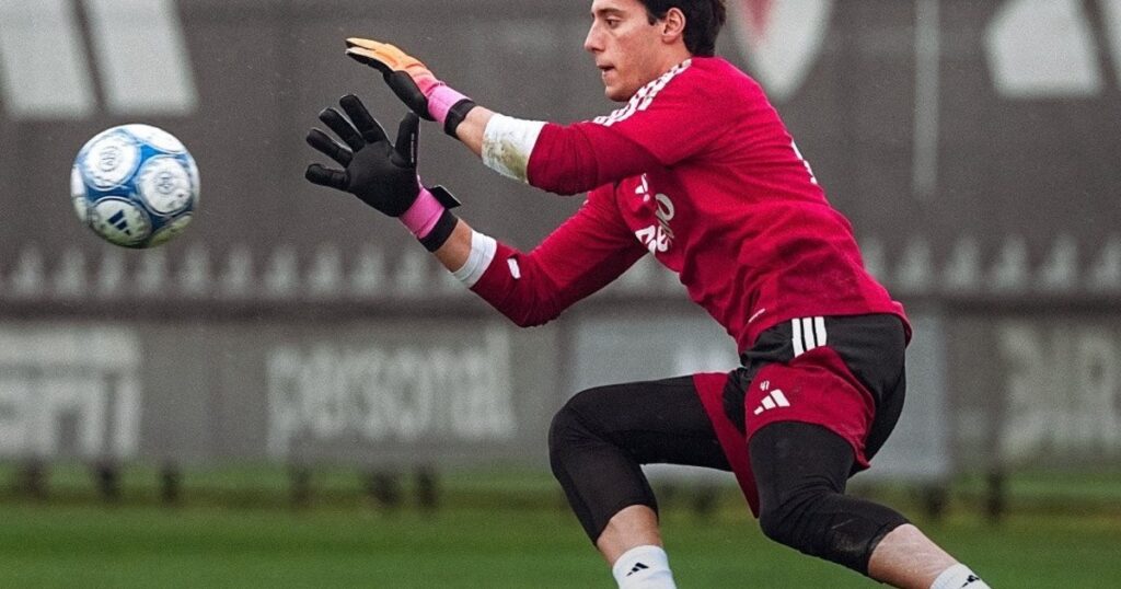 Operativo Beltrán: el plan de Fiorentina para tener en diciembre al arquero de River imagen-5