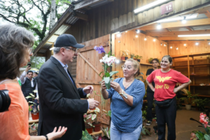 Passalacqua destacó la floricultura misionera y proyectó a la provincia como productora para toda la Argentina Passalacqua destacó la floricultura misionera y proyectó a la provincia como productora para toda la Argentina imagen-4