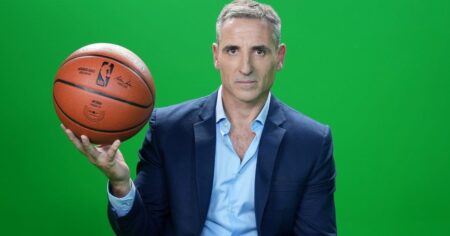 Montecchia con Olé: su rol como comentarista de NBA y la "caída" del básquet argentino imagen-12