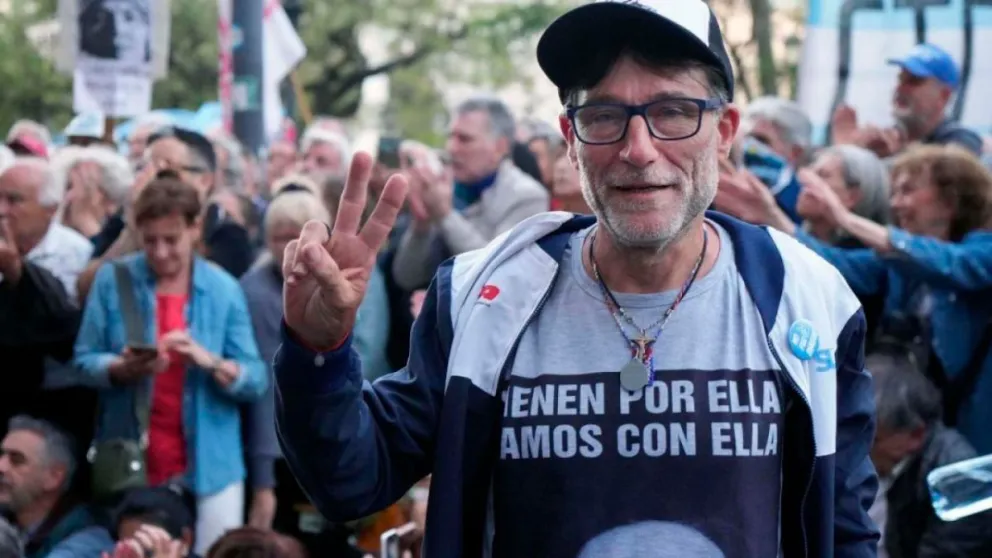 Padre Paco: “Los vecinos están implosionando por las deudas” Padre Paco: “Los vecinos están implosionando por las deudas” imagen-5