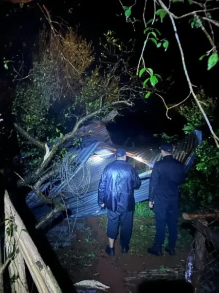 Asisten a famiias afectadas por el temporal en Campo Grande y Aristóbulo del Valle imagen-22