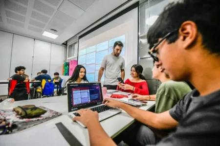 Misiones presentó un marco orientador para el uso de inteligencia artificial en las escuelas imagen-22