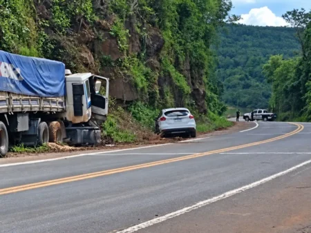 Murió el camionero que protagonizó el choque múltiple en Piray imagen-12
