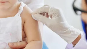 Meningitis: las coberturas bajan con la edad y el refuerzo de los 15 meses es uno de los puntos más críticos imagen-2