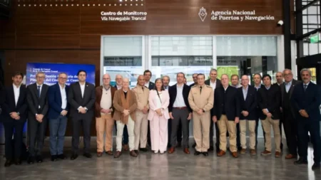 El Consejo de Control de la Vía Navegable Troncal analizó los primeros pasos de la nueva concesión imagen-6