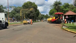 Cortan la ruta 12 en Jardín América por obras viales y hay desvíos imagen-1