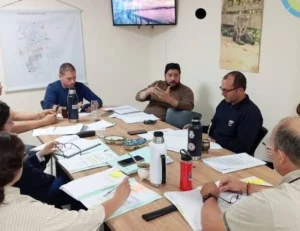 Iguazú: proponen prorrogar el Presupuesto 2026 y derogar la emergencia económica Iguazú: proponen prorrogar el Presupuesto 2026 y derogar la emergencia económica imagen-1