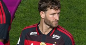 Flamengo contra una medida de Lula: la camiseta que usaron en protesta por la prohibición de las apuestas online imagen-2