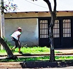 Insólito robo en Posadas: entró a una casa y se llevó el asado para el Día de la Madre imagen-8