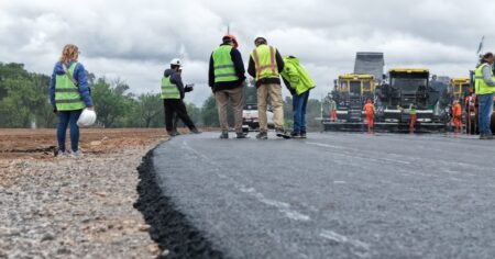 La Ciudad ultima las pruebas del asfalto del nuevo Gálvez para recibir al MotoGP y quedar listo para la F1 imagen-20